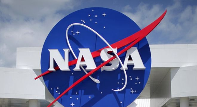 NASA Aya uçacaq astronavtların adlarını açıqlayıb