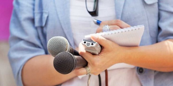 Jurnalistlərin peşəkar fəaliyyətinə qanunsuz müdaxilə edənlər cərimələnəcək