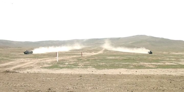 Piyadaların döyüş maşınları ilə ekipajların döyüş vərdişləri təkmilləşdirilir