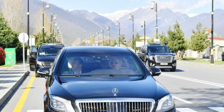 Qəbələ şəhəri ilə tanışlıq