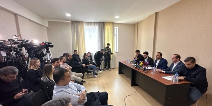 Azərbaycan İdman Mediası İrəvanda Azərbaycan bayrağının yandırılması ilə bağlı etiraz bəyanatı qəbul edib