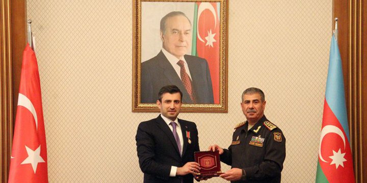 Azerbaijan’s Defense Minister meets with Chief Technology Officer of Baykar company