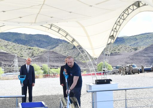 Laçın rayonunun Güləbird kəndinin təməli qoyulub