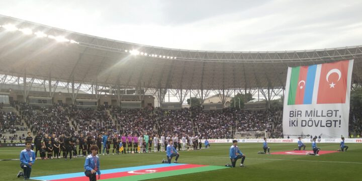 “Sabah” – “Beşiktaş” xeyriyyə oyunu başlayıb