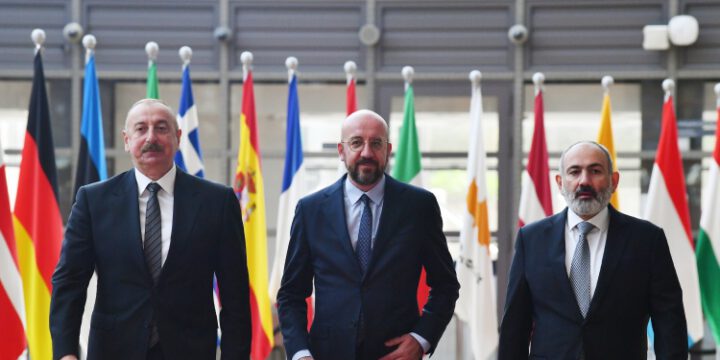 Brüsseldə Prezident İlham Əliyevin Avropa İttifaqı Şurasının Prezidenti və Ermənistanın baş naziri ilə görüşü olub
