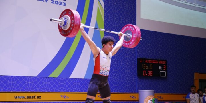 Ağır atletika üzrə Azərbaycan birincilikləri tarixində yeni rekordlar qeydə alınıb