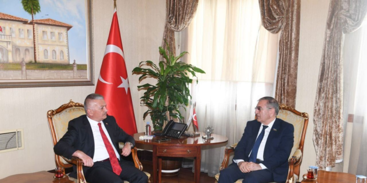 Azərbaycanlı deputatlar Türkiyədə seçkilərə hazırlıqla tanış olublar