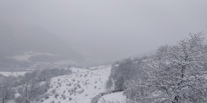 Faktiki hava: Şahdağda qar örtüyünün hündürlüyü 8 santimetr təşkil edir