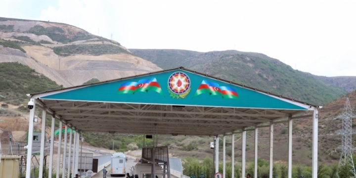 Azerbaijan increases number of checkpoints on its state border