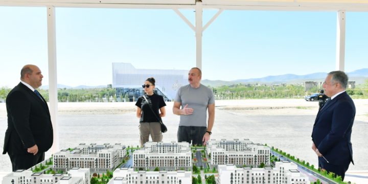 President Ilham Aliyev and First Lady Mehriban Aliyeva examined progress of work done by MIDA in Fuzuli residential complex