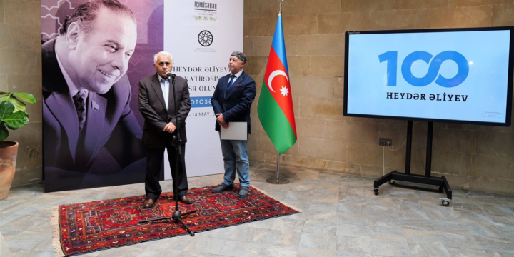 Bakı Fotoqrafiya Evində Heydər Əliyevin xatirəsinə həsr olunmuş unikal fotosərgi açılıb 