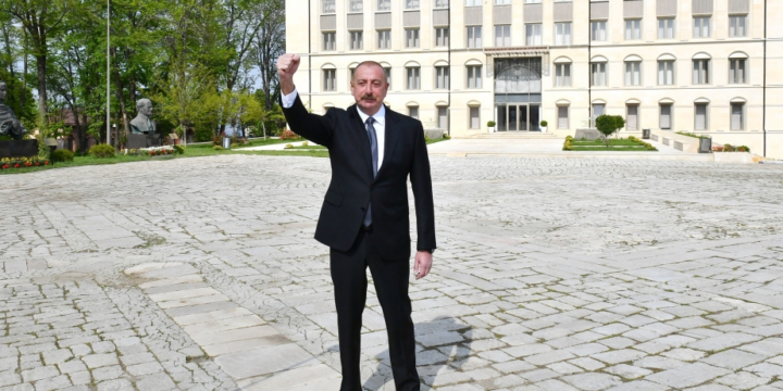 Prezident İlham Əliyev: Ulu Öndər Heydər Əliyevin ən böyük arzusu Şuşanı, Qarabağı və Zəngəzuru azad görmək idi