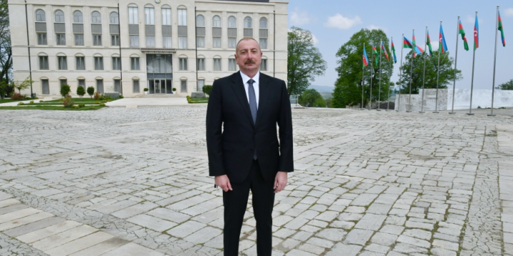 Prezident İlham Əliyev: Azərbaycanın müasir siyasi sistemi də məhz Heydər Əliyevin adı ilə bağlıdır