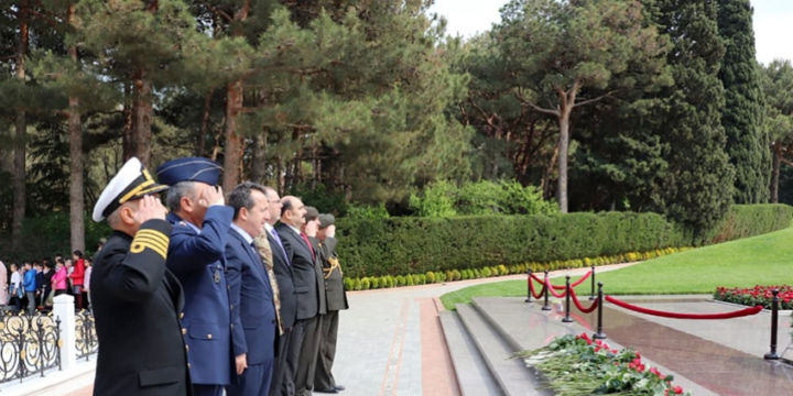 Türkiyənin Milli Müdafiə Universitetinin nümayəndə heyətinin ölkəmizdə səfəri davam edir