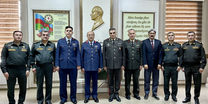Türkiyə Milli Müdafiə Nazirliyinin hərbi tibb heyəti ilə görüş keçirilib