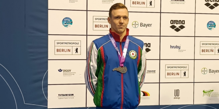 Azərbaycan paraüzgüçüsü dünya çempionatında gümüş medal qazanıb