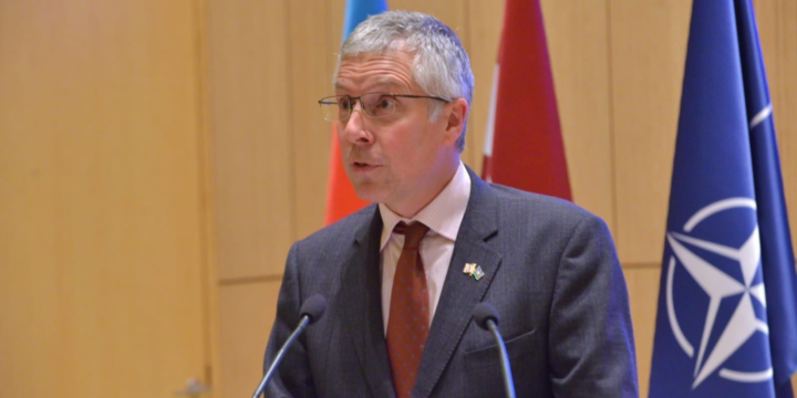 Britaniya səfirliyi Ağdam-Xankəndi yolunun açılmasını alqışlayır