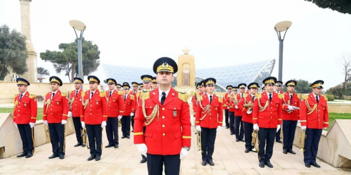 Hərbi institutun orkestr heyəti Gürcüstanda səfərdədir