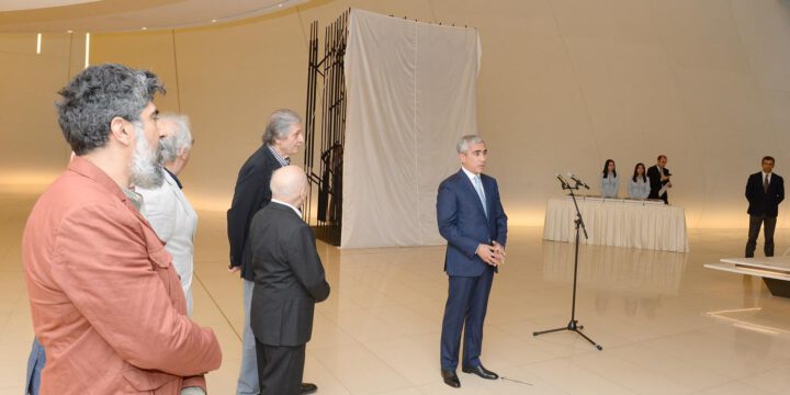 Heydər Əliyev Mərkəzində Ulu Öndər Heydər Əliyevin 100 illiyinə həsr olunan təntənəli gecə keçirilib 