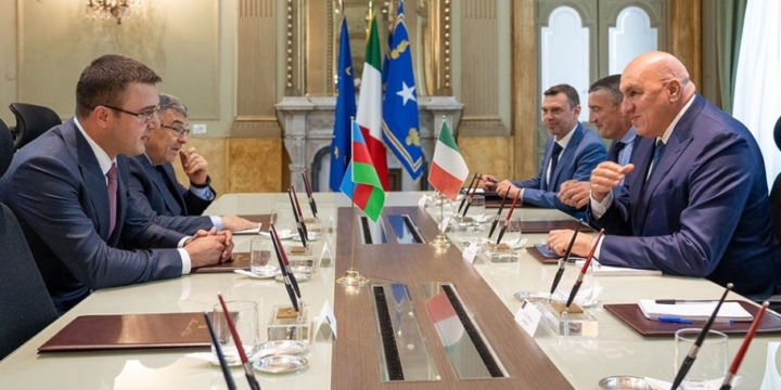 Azerbaijan`s deputy defense minister meets with Italian defense minister