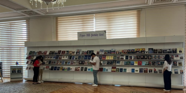 Milli Kitabxanada Milli Qurtuluş Gününə həsr olunmuş sərgi açılıb