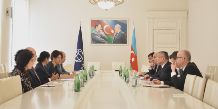 Azerbaijan`s State Committee for Refugees and IDPs, WB sign grant agreement