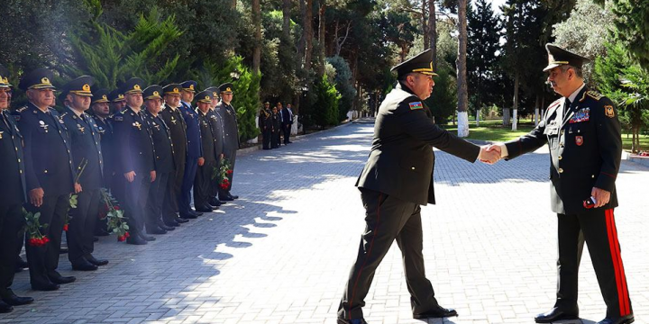 Hərbi qulluqçulara ali hərbi rütbələr təqdim edilib