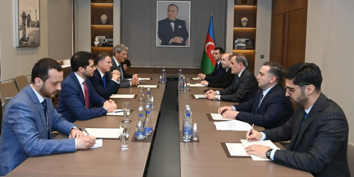 Ceyhun Bayramov İsrail Knessetinin nümayəndə heyətini qəbul edib 