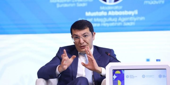 Nazir müavini 4 günlük iş rejiminə keçiddən danışıb