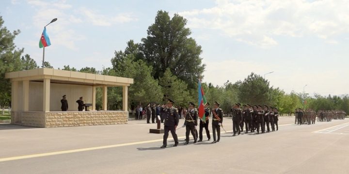 Əlahiddə Ümumqoşun Orduda növbəti “Zabit hazırlığı kursu”nun buraxılış mərasimi keçirilib 