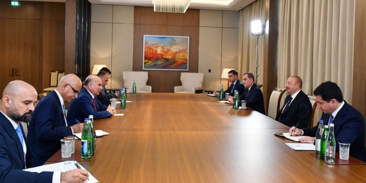 Prezident İlham Əliyev İraqın Baş nazirinin müavinini qəbul edib