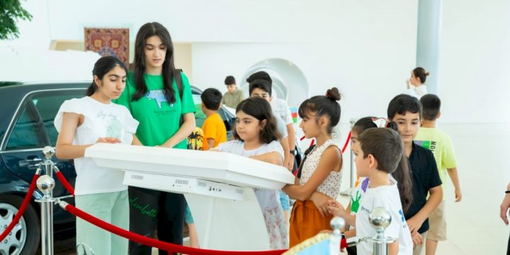 Şəhid övladlarının Heydər Əliyev Mərkəzinə ekskursiyası təşkil olunub