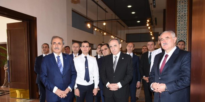 Türkiyə Ali Məhkəməsinin sədri və Ali Məhkəmənin Baş prokuroru Naxçıvanda işgüzar səfərdədir