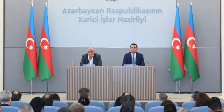 Azərbaycanda akkreditə olunmuş diplomatik korpus üçün bölgədəki vəziyyətlə bağlı brifinq keçirilib