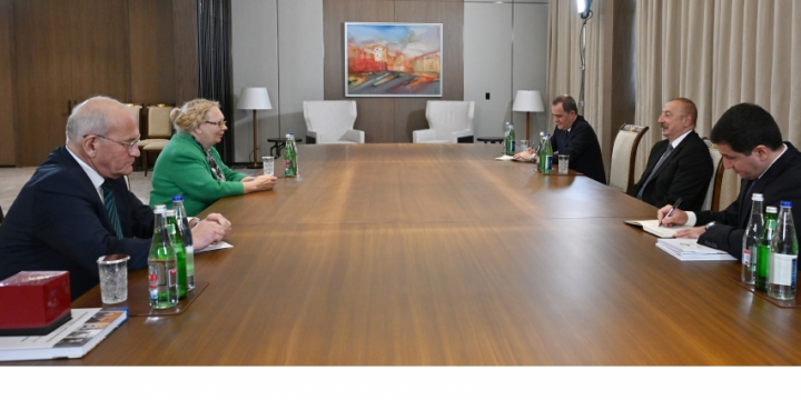 Prezident İlham Əliyev BMT-nin Cenevrədəki ofisinin baş direktorunu qəbul edib