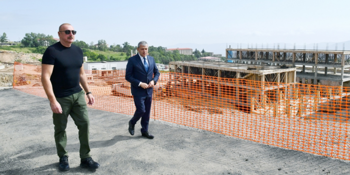 Prezident İlham Əliyev Şuşa rayonunda səfərdədir