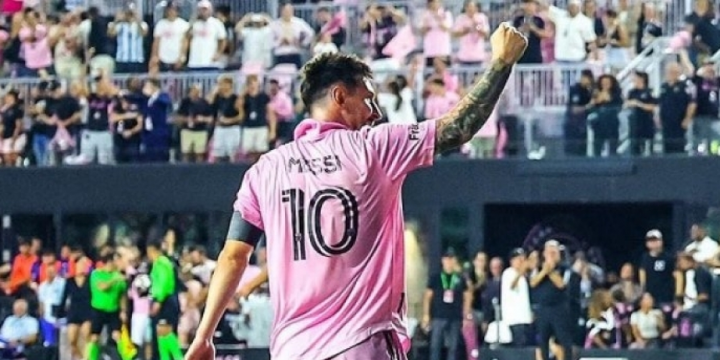 Lionel Messi scores late winner on Inter Miami debut