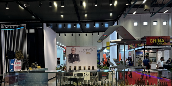 Müdafiə Sənayesi Nazirliyinin nümayəndə heyəti İstanbulda Beynəlxalq Müdafiə Sənayesi sərgisində iştirak edir