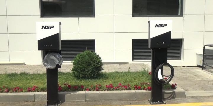 Qarabağda elektromobillər üçün şarj stansiyaları quraşdırılıb