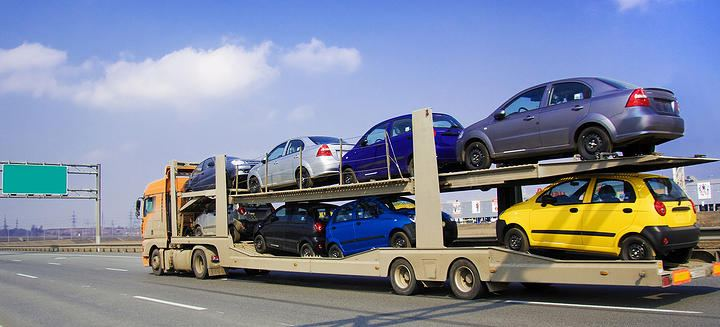 Gömrükdə köhnə avtomobillərdən yeni rüsum tutulacaq