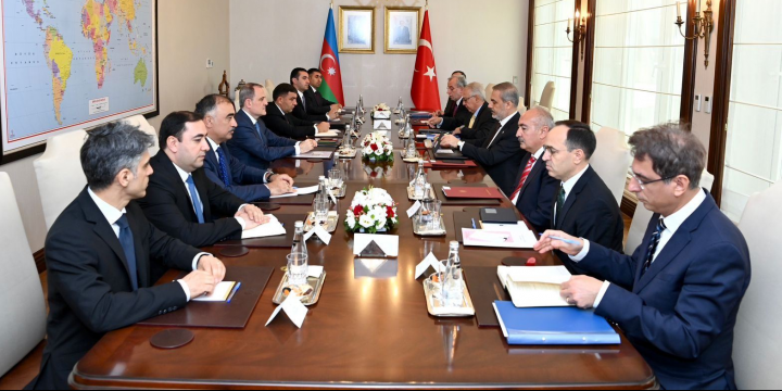 Azərbaycan və Türkiyə XİN rəhbərlərinin geniştərkibli görüşü keçirilib