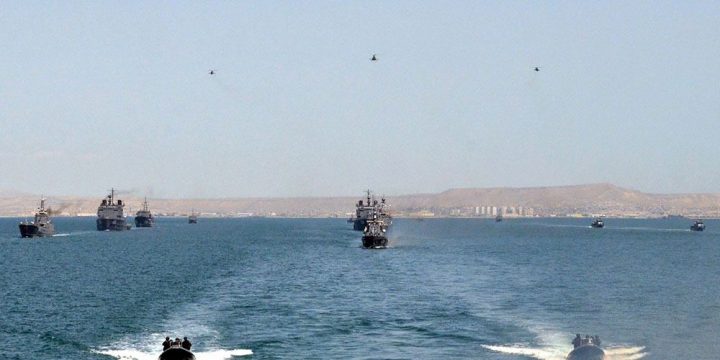 Xəzərdə döyüş əməliyyatları üzrə təlimlər keçirilir