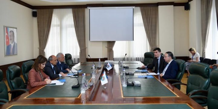 Pakistanın Azərbaycandakı səfiri Qərbi Azərbaycan İcmasını ziyarət edib 