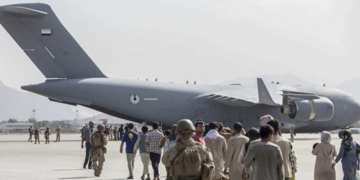 Fransa öz vətəndaşlarını Nigerdən çıxarmağa başlayır