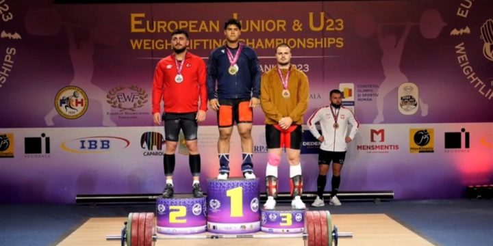 Azerbaijani weightlifter bags 1 gold, 2 silver medals at European Weightlifting Championships
