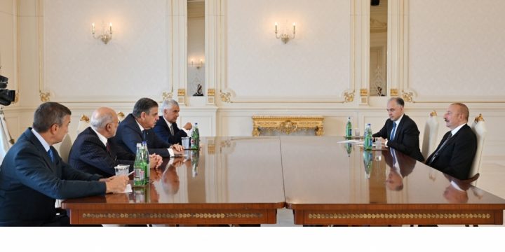President Ilham Aliyev received Chairman of Board of Directors of Leonardo S.p.A of Italy
