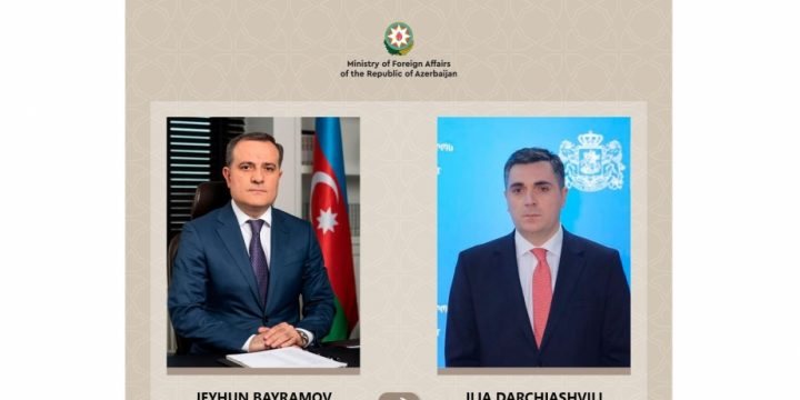 Azerbaijani, Georgian FMs talk over phone