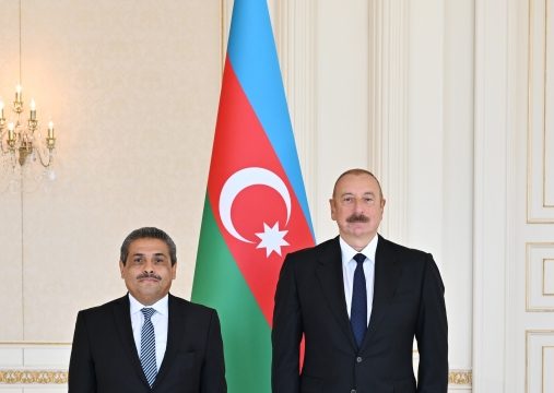 President Ilham Aliyev received credentials of incoming ambassador of Columbia