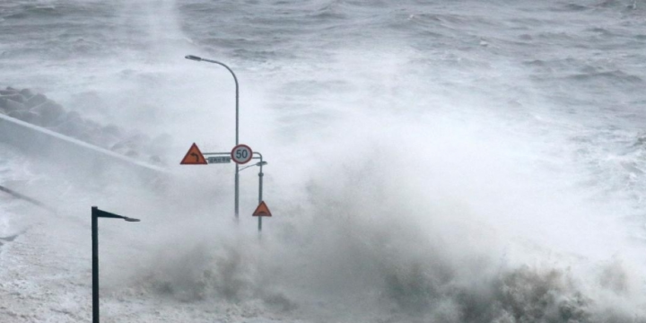 Approaching Typhoon Khanun cancels nearly 140 flights in S.Korea