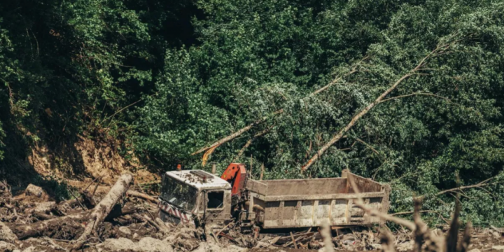 Georgian Infrastructure Minister: 103 units of heavy equipment used in Shovi landslide rescue operations